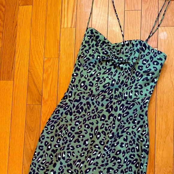 NEW! SUPERDOWN Leopard Print Satin Dress - Picture 4 of 6